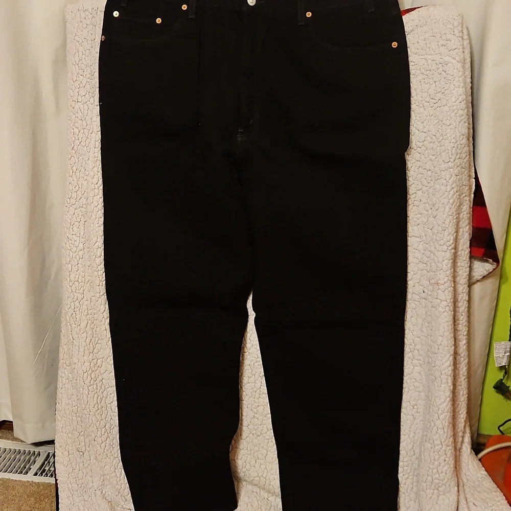 NWT Levi's 550 Relaxed Fit Black Jeans - Picture 3 of 4
